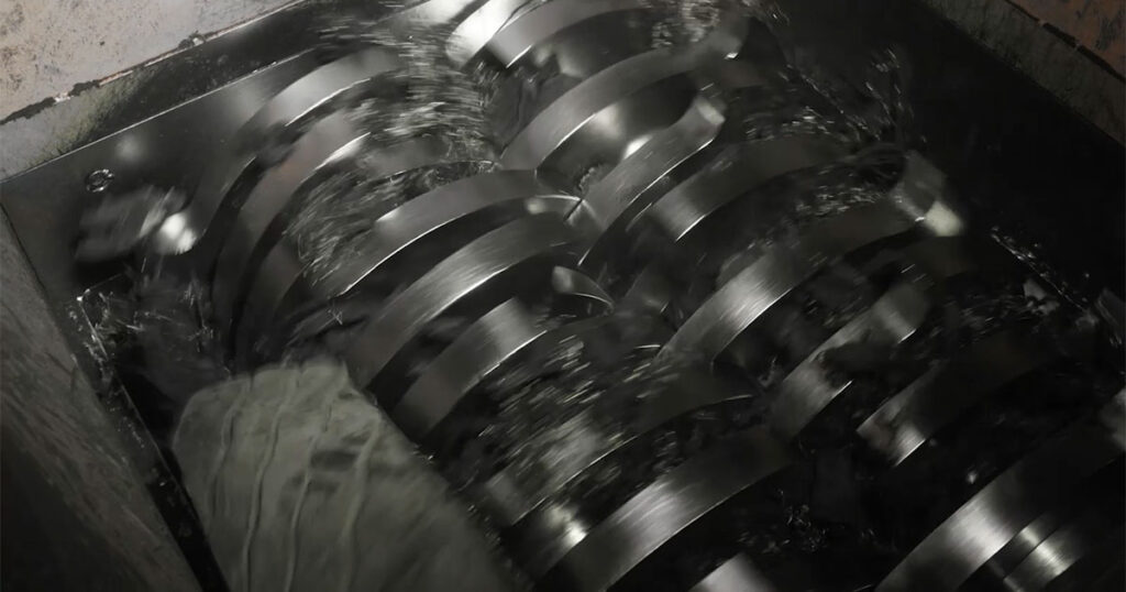 How Tire Shredders Are Revolutionizing Tire Waste Management in the U.S.